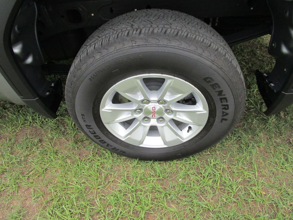Used 2025 GMC Sierra 1500 Pro w/ Pro Value Package RWD image 16
