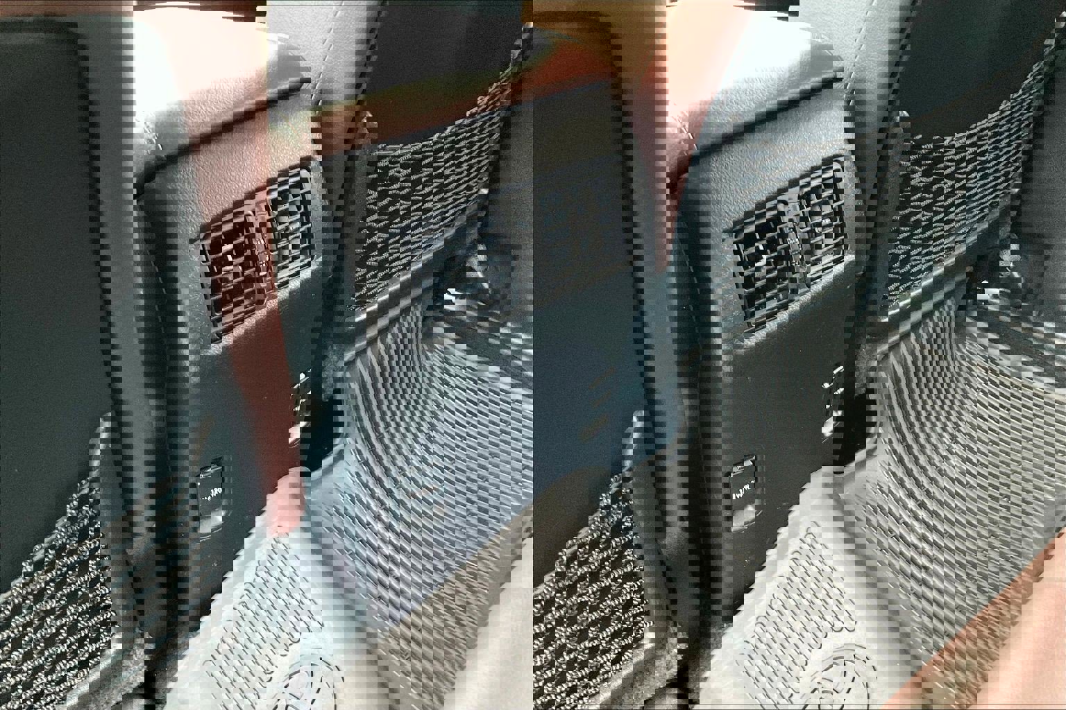 Used 2016 Toyota 4Runner Limited image 11