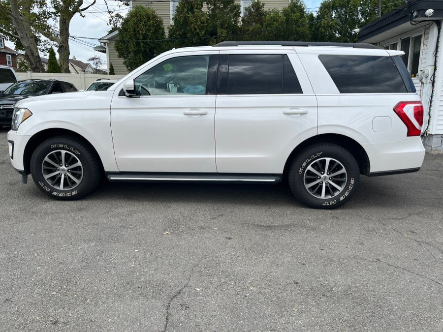 Used 2019 Ford Expedition XLT w/ Equipment Group 202A AWD/4WD image 4