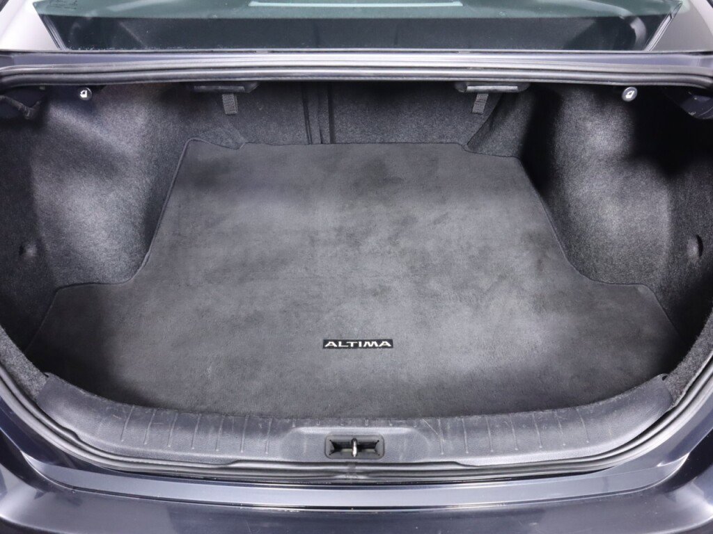 Used 2020 Nissan Altima 2.5 SL FWD image 35