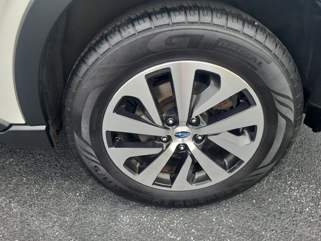 Certified 2022 Subaru Outback Premium AWD/4WD image 18