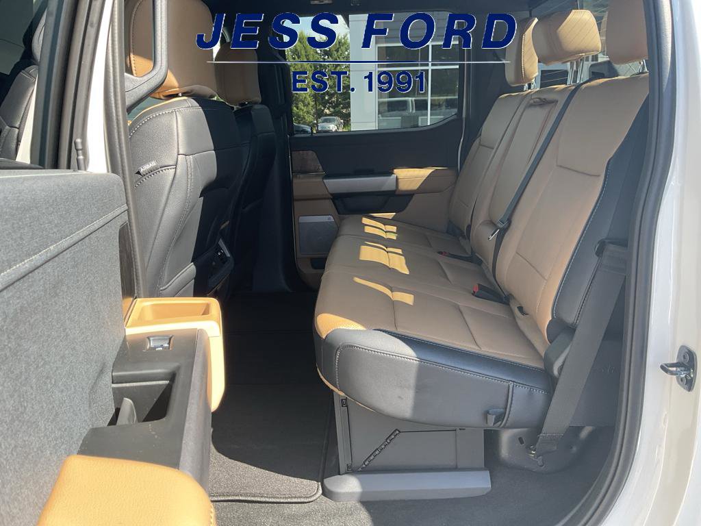 New 2025 Ford F350 Lariat image 13