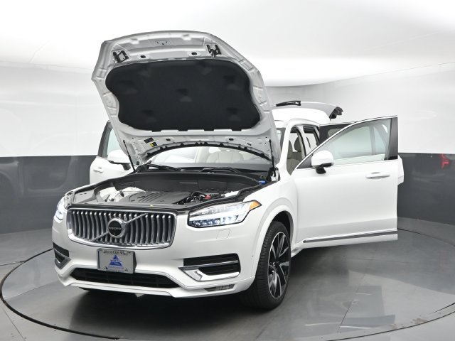Used 2024 Volvo XC90 B5 Plus w/ Protection Package Premier AWD/4WD image 52