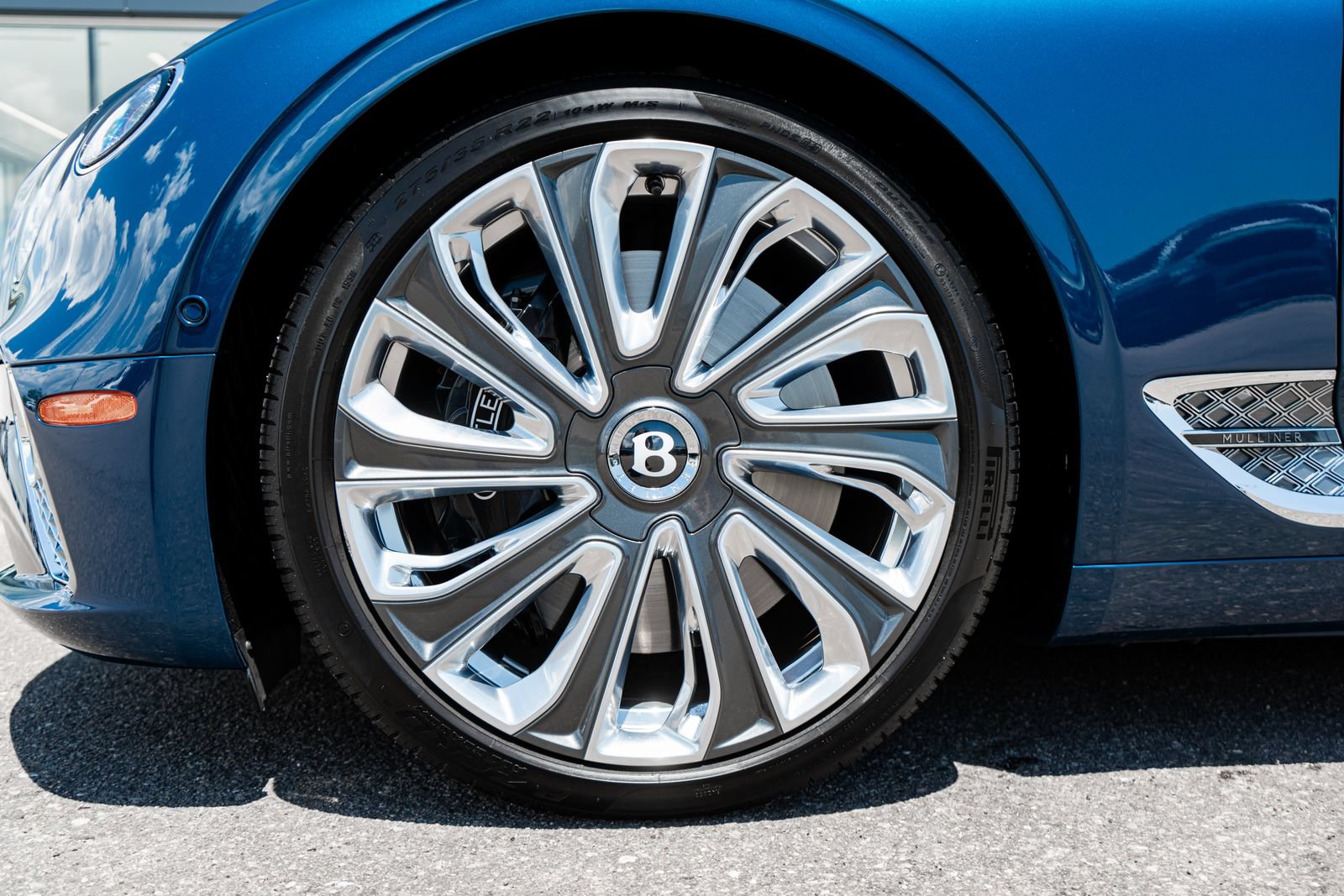 Certified 2023 Bentley Continental GT Mulliner AWD/4WD image 6