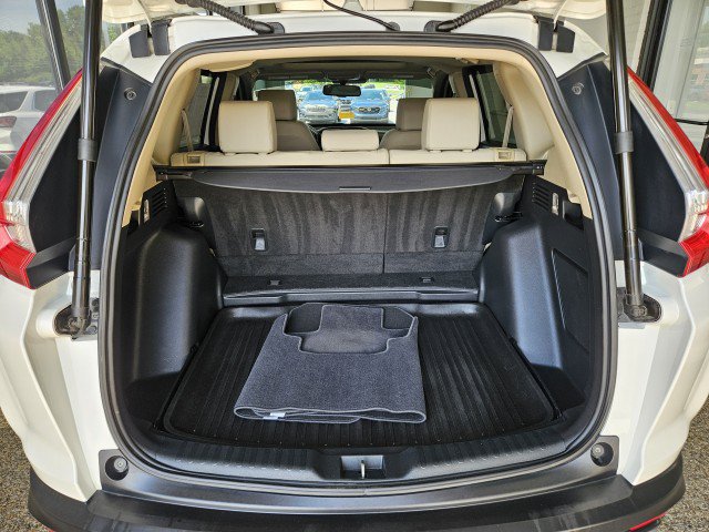 Used 2018 Honda CR-V Touring image 10