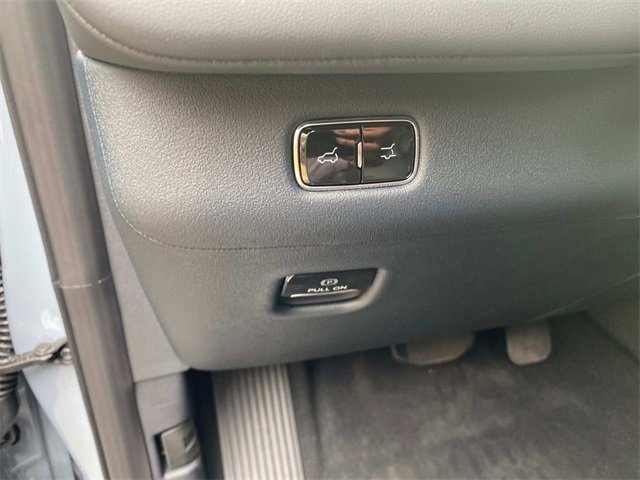 Used 2025 Lincoln Navigator Reserve w/ Jet Appearance Package image 16