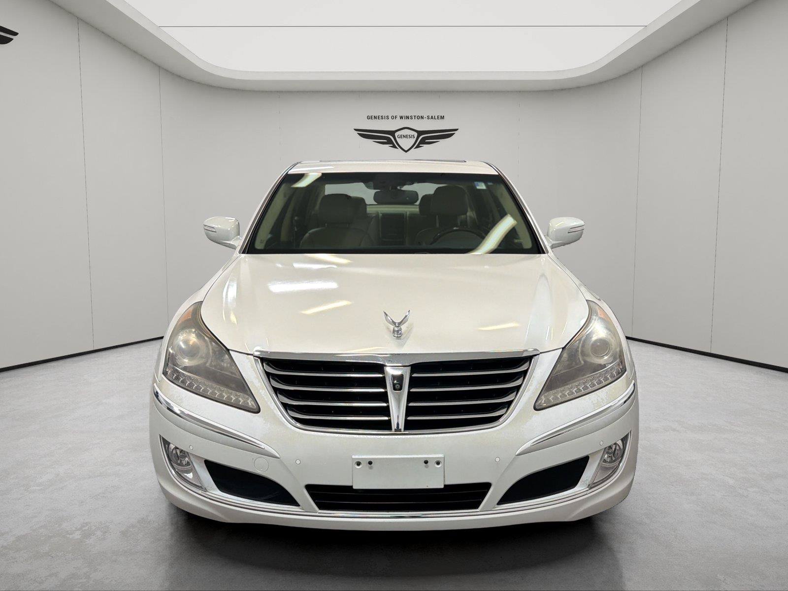 Used 2011 Hyundai Equus Ultimate RWD image 8