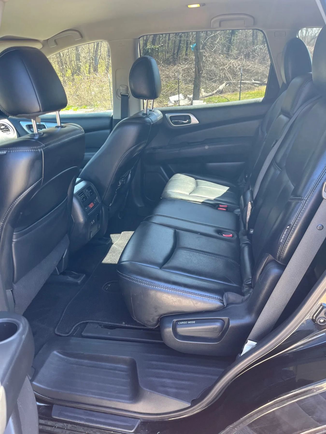 Used 2019 Nissan Pathfinder SL image 6