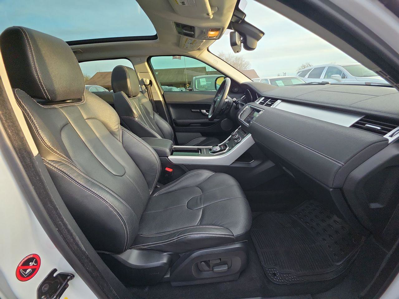 Used 2013 Land Rover Range Rover Evoque Dynamic AWD/4WD image 8