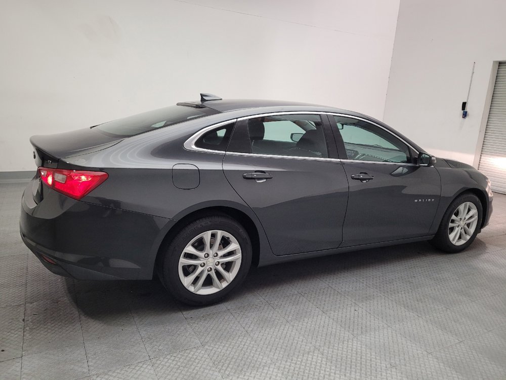 Used 2018 Chevrolet Malibu LT w/ Driver Confidence Package FWD image 10