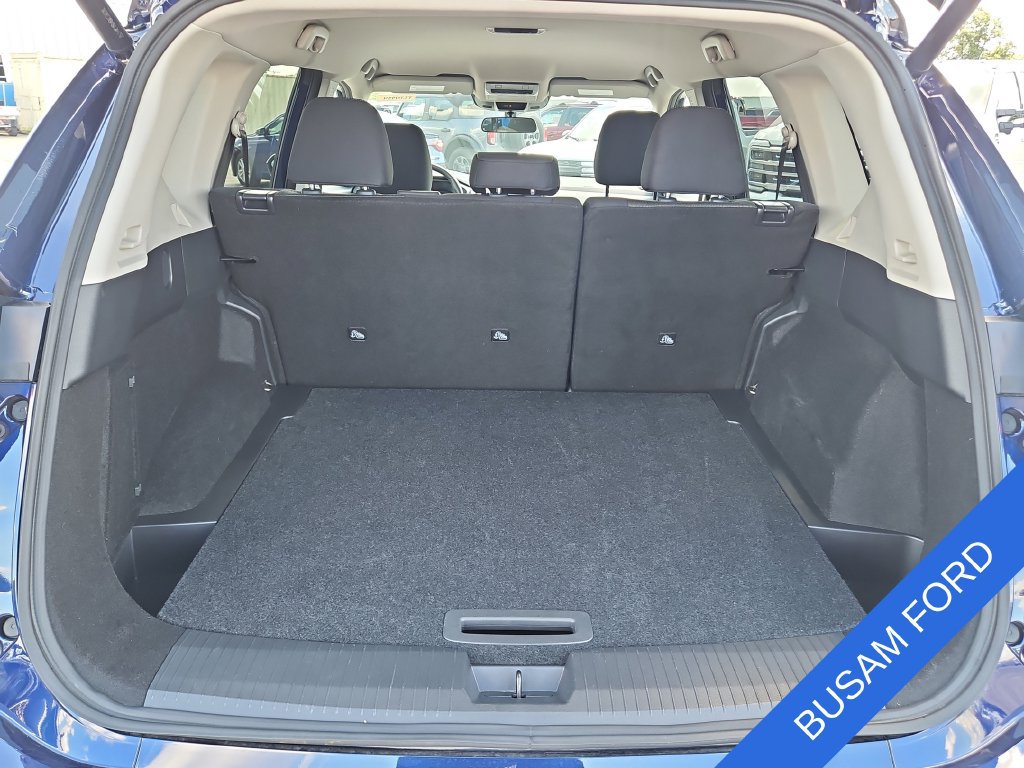 Used 2026 Nissan Rogue SV FWD image 6