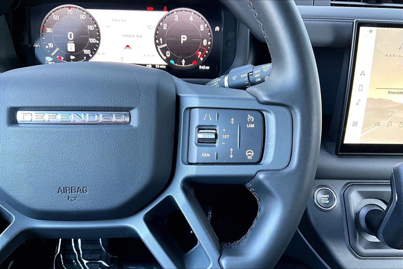 Certified 2025 Land Rover Defender 110 S AWD/4WD image 19