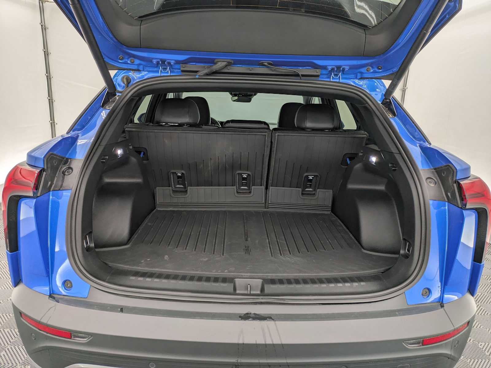 New 2024 Chevrolet Blazer EV LT image 32