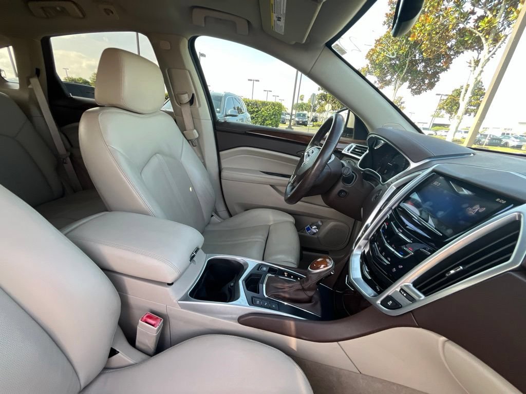 Used 2016 Cadillac SRX Premium FWD image 7