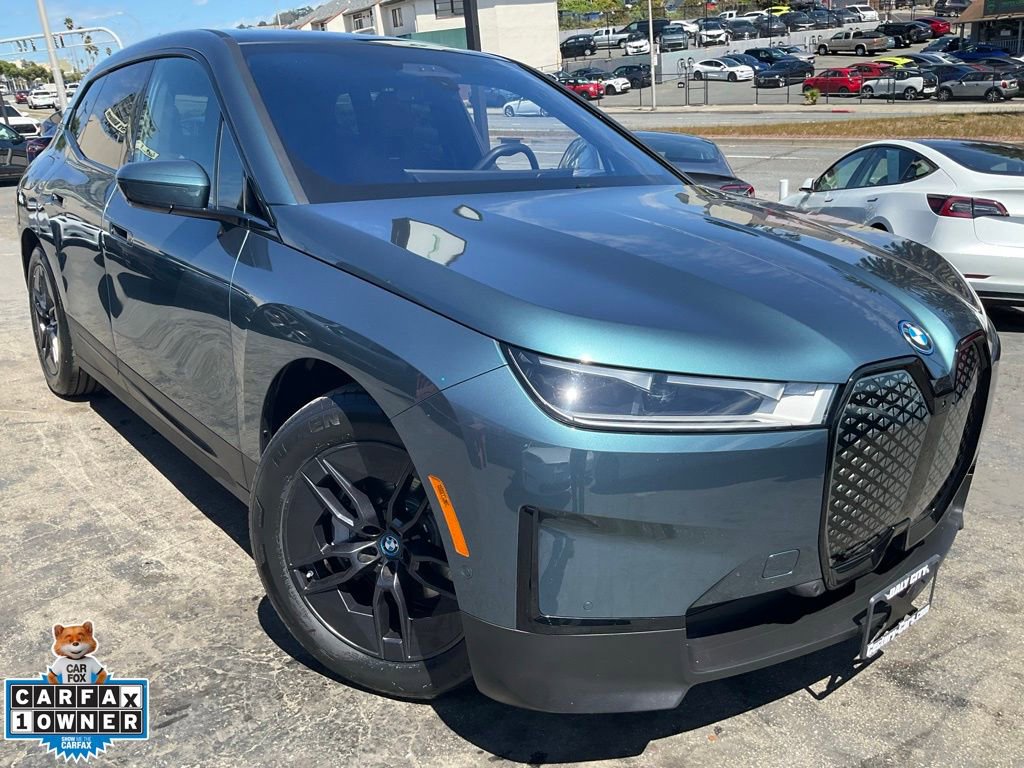 Used 2023 BMW iX xDrive50 w/ Premium Package image 1