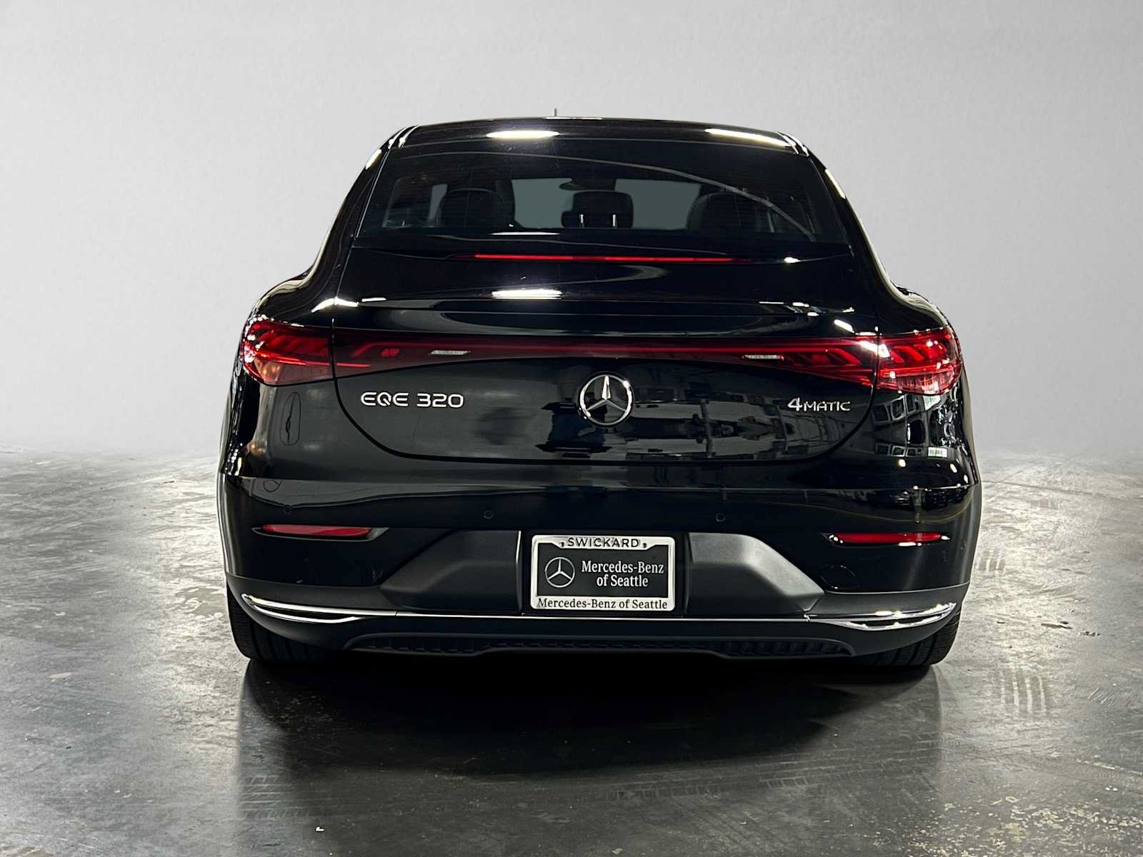 Certified 2026 Mercedes-Benz EQE 320 4MATIC Sedan image 4