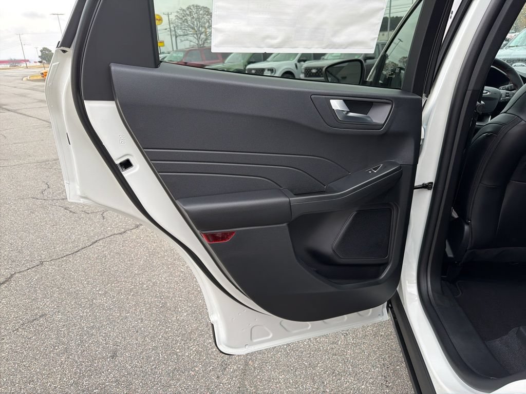 New 2026 Ford Escape ST-Line AWD/4WD image 15