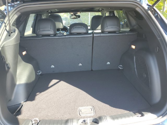 New 2026 Jeep Compass Limited w/ Sun, Sound & Navigation Group AWD/4WD image 7