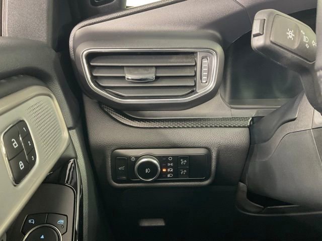 Used 2024 Ford Explorer ST w/ Equipment Group 401A image 20