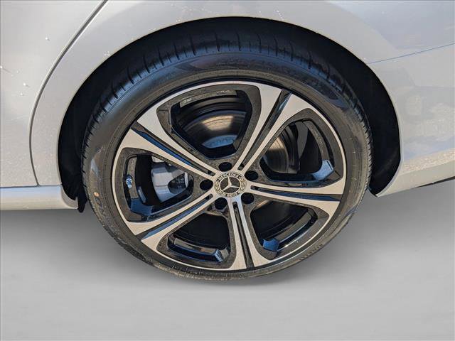 Used 2025 Mercedes-Benz C 300 Sedan image 9