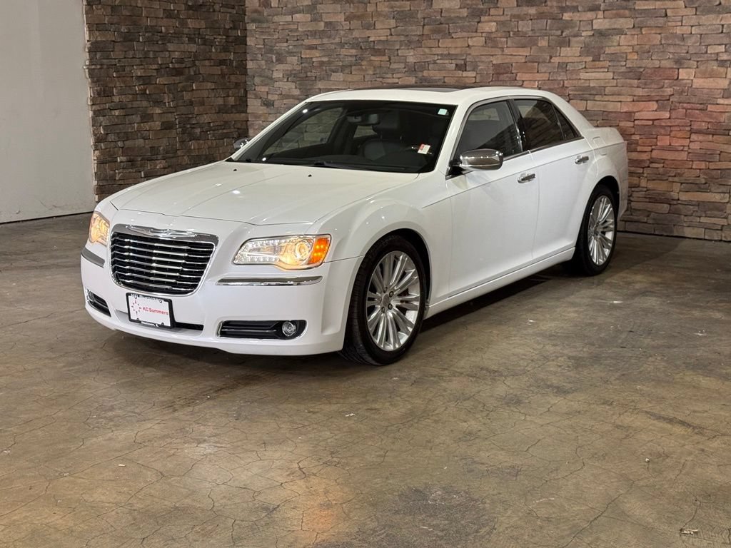 Used 2011 Chrysler 300 C w/ Sound Group RWD image 5