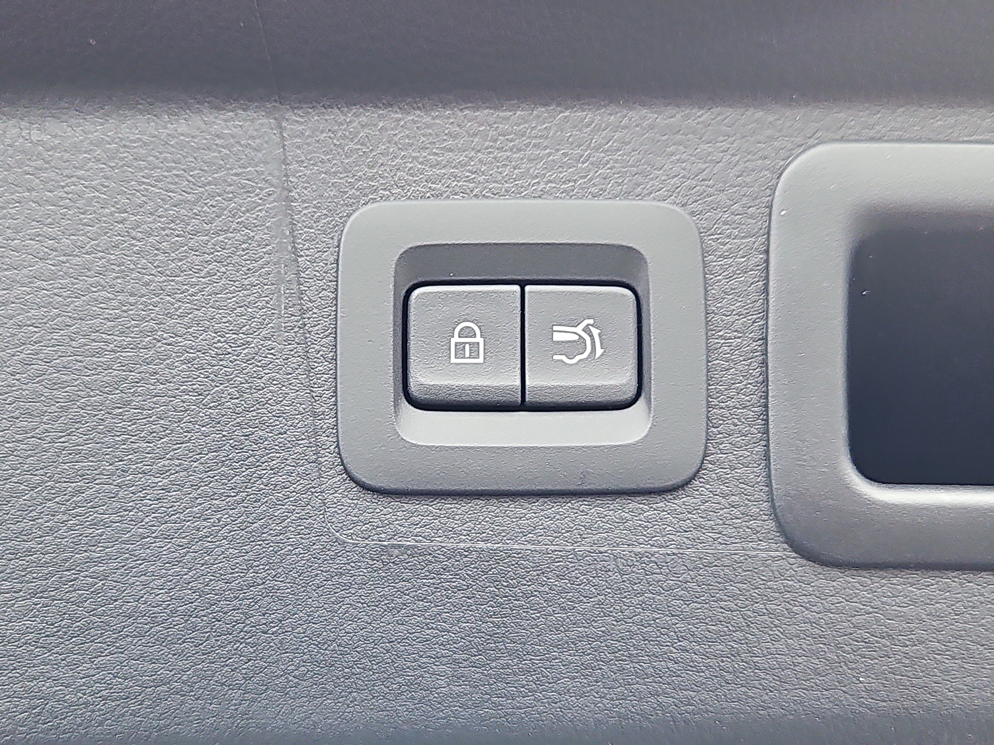 New 2026 MAZDA CX-50 AWD 2.5 Hybrid w/ Cargo Package image 14