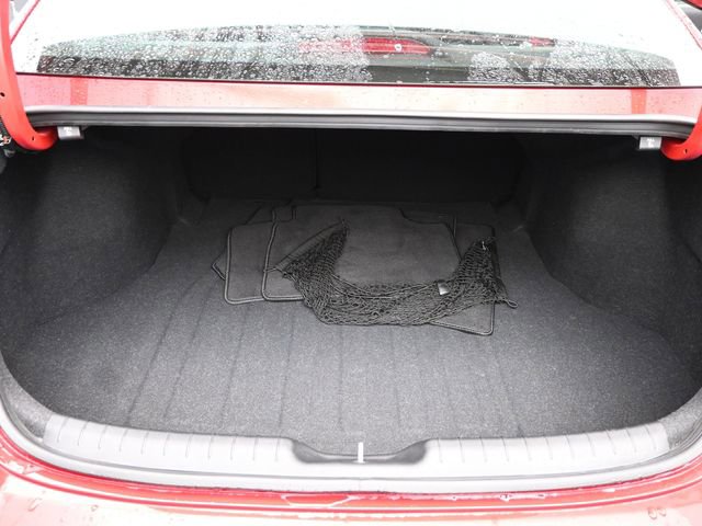 Used 2023 Hyundai Elantra Limited image 6