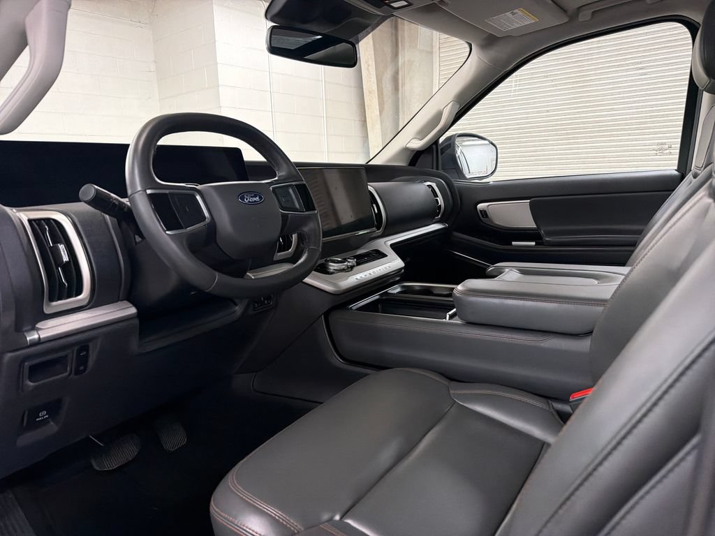 Certified 2025 Ford Expedition Max Active RWD image 6