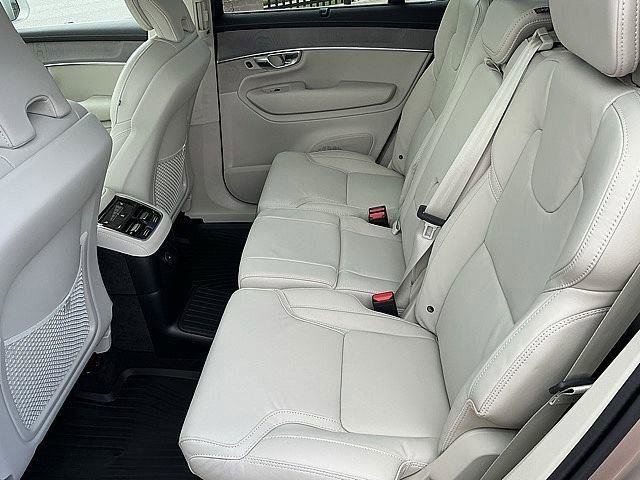New 2026 Volvo XC90 T8 Ultra w/ Lounge Package AWD/4WD image 14