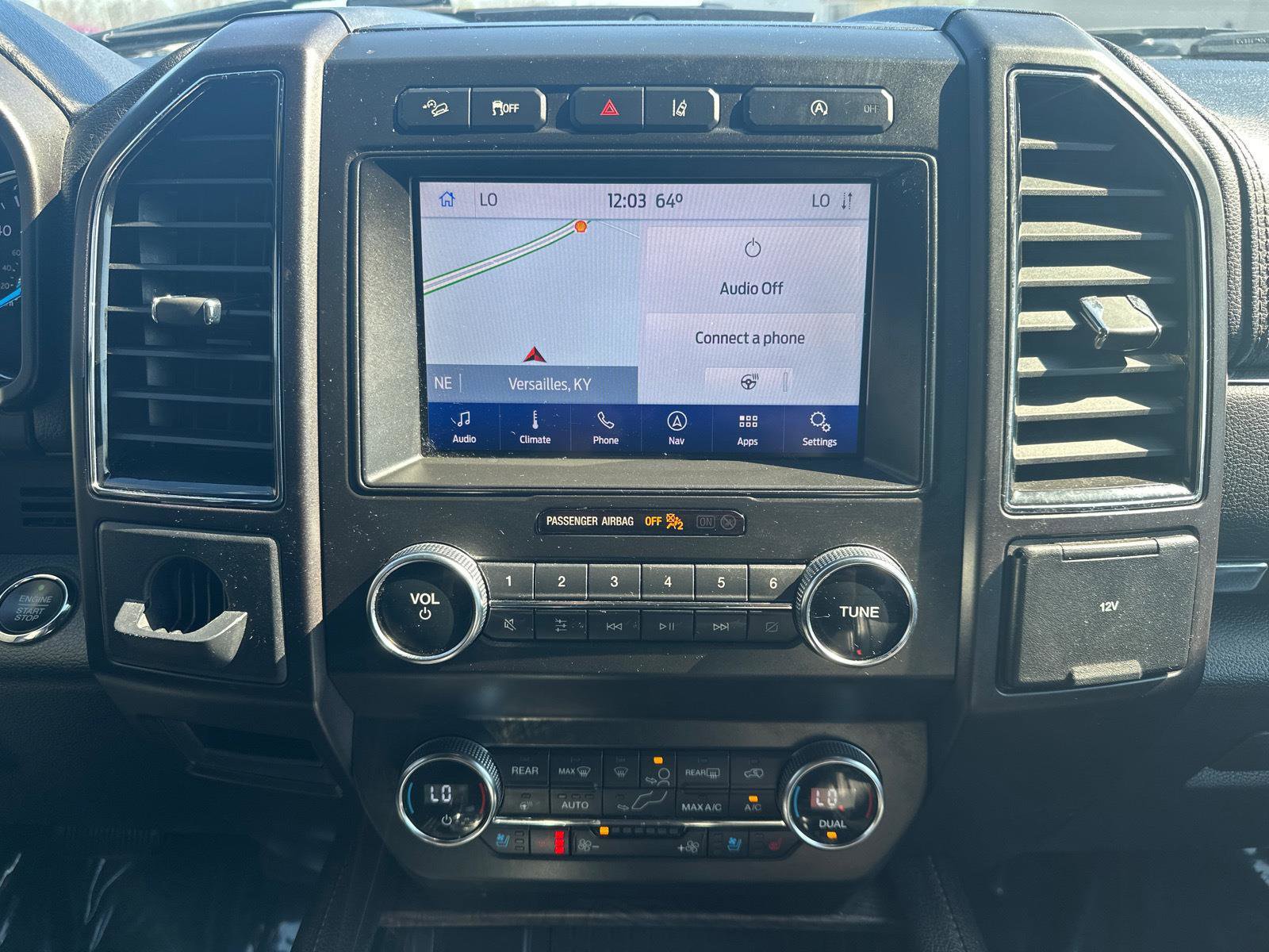 Used 2020 Ford Expedition Max Limited image 6