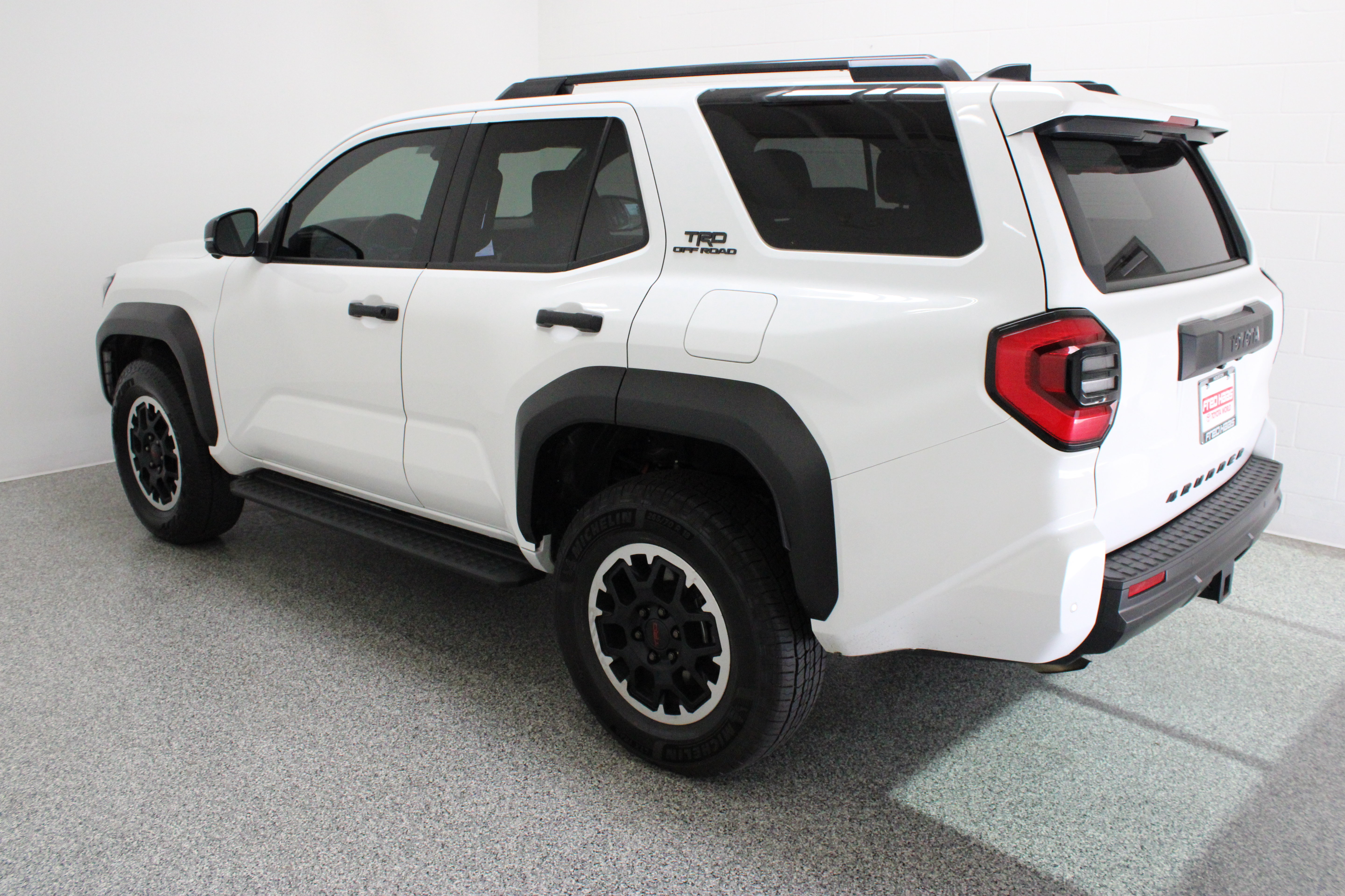Used 2025 Toyota 4Runner TRD Off-Road Premium w/ Tow Technology Package AWD/4WD image 9