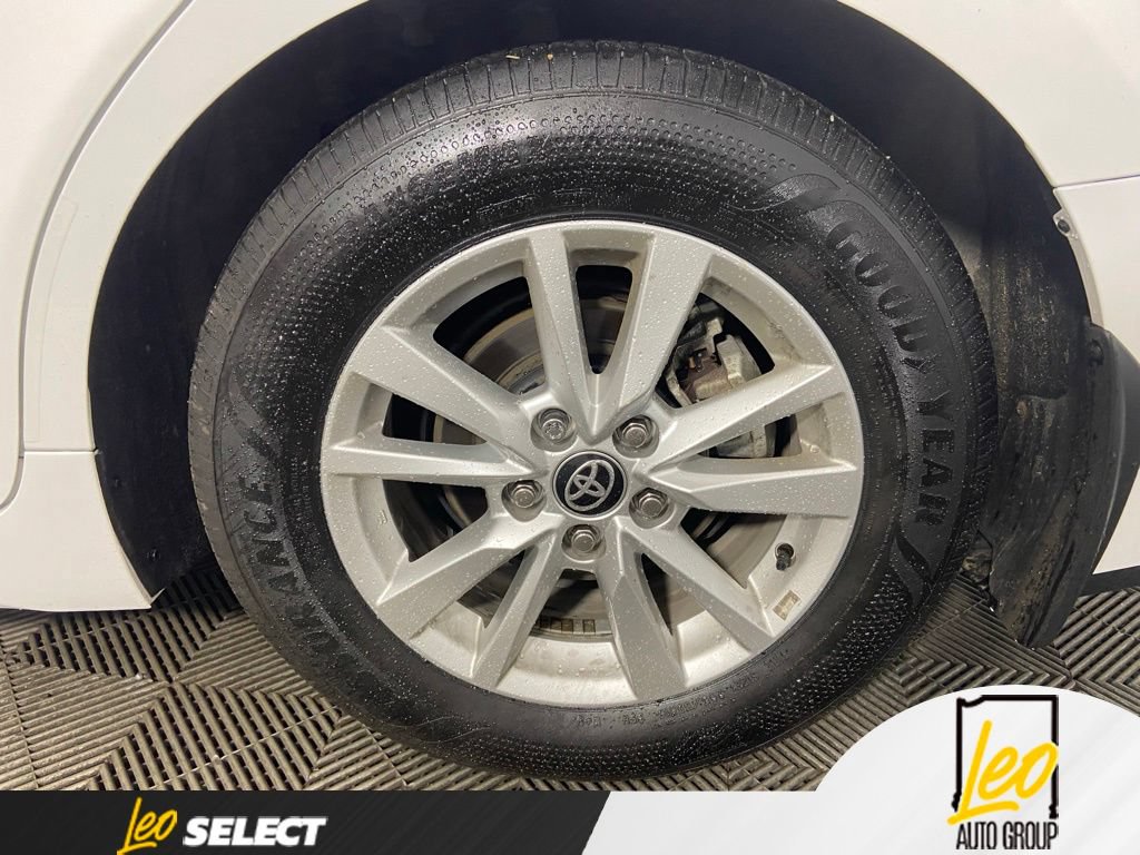 Used 2025 Toyota Camry SE FWD image 20