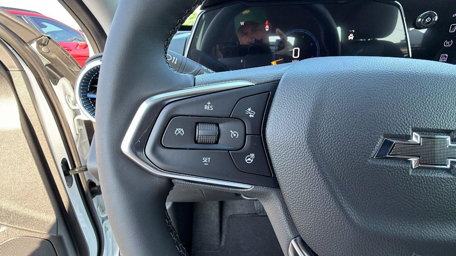 New 2026 Chevrolet Trax LT w/ Driver Confidence Package FWD image 21
