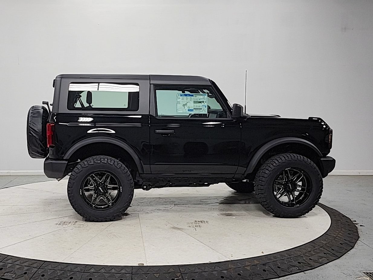 New 2026 Ford Bronco 2-Door AWD/4WD image 8