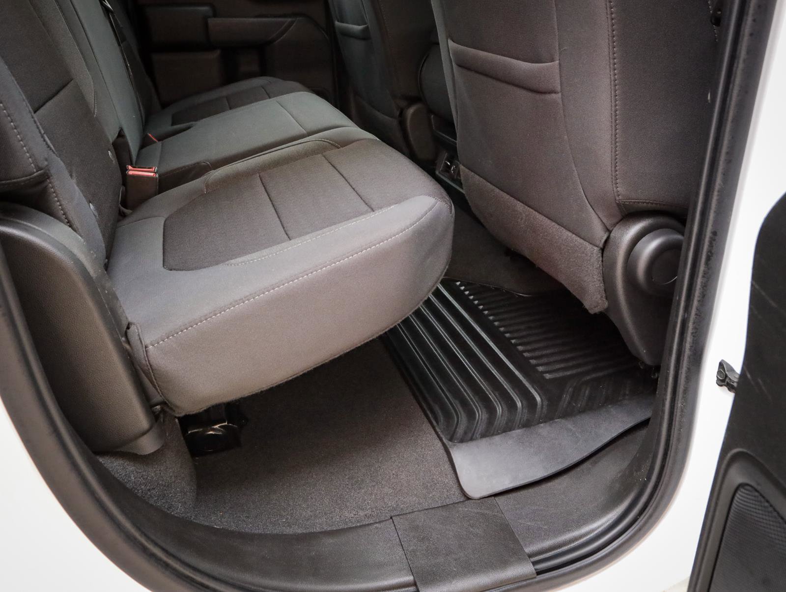 Used 2021 Chevrolet Silverado 1500 LT w/ Bed Protection Package image 28