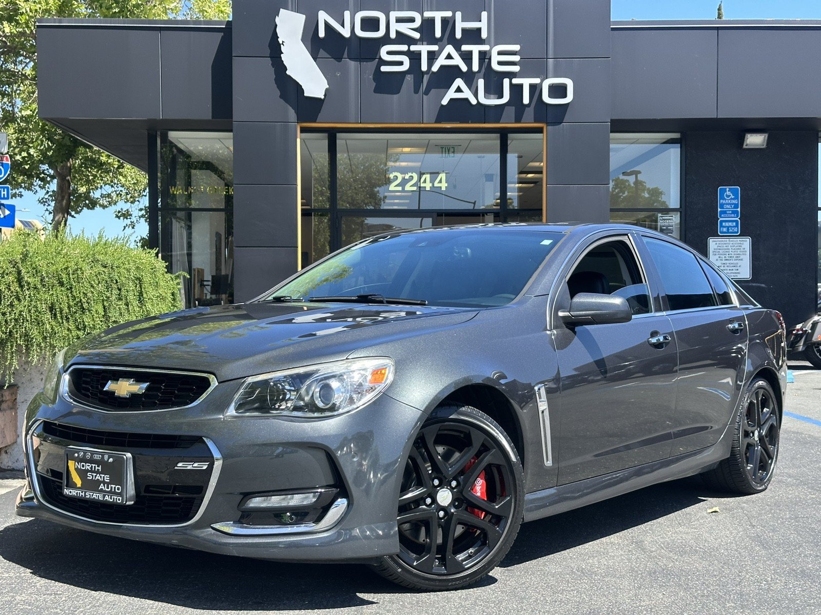 Used 2017 Chevrolet SS RWD image 2