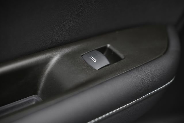 Used 2024 Chevrolet Blazer LT w/ Sound & Technology Package image 23