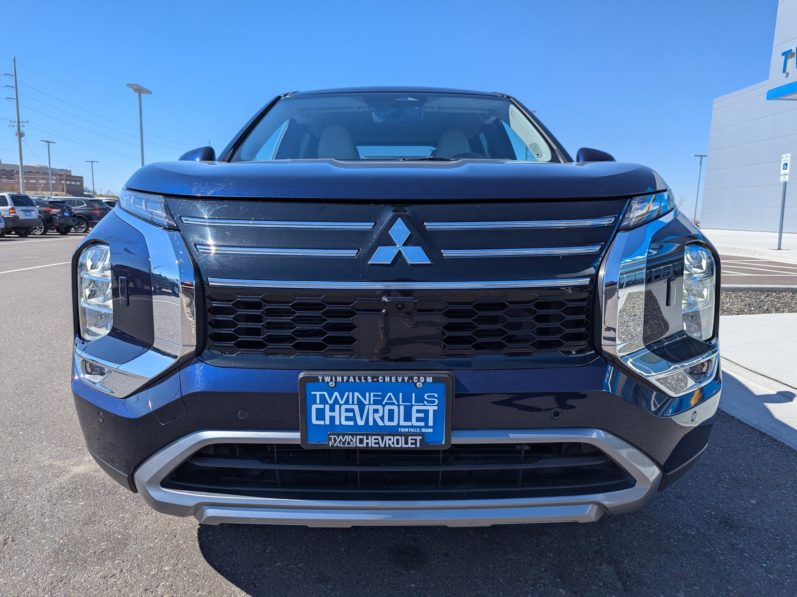 Used 2025 Mitsubishi Outlander SE AWD/4WD image 5