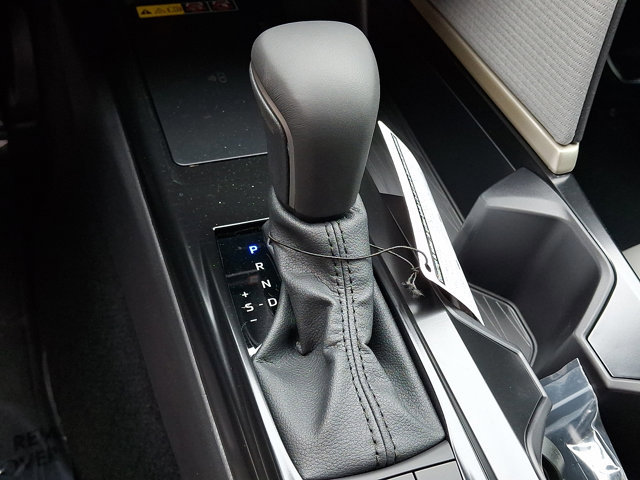 Used 2026 Toyota Camry SE w/ Multimedia Upgrade Package FWD image 15