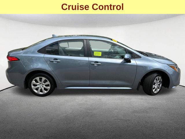 Used 2025 Toyota Corolla LE FWD image 12