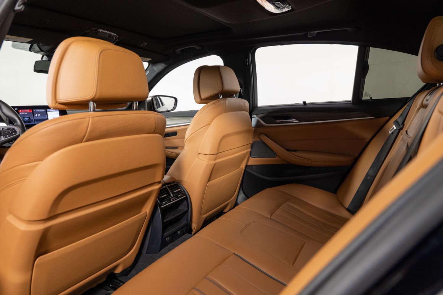 Used 2019 BMW M550i xDrive AWD/4WD image 19