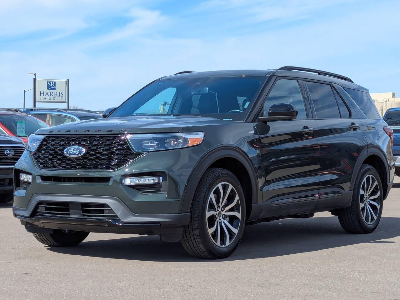 Used 2023 Ford Explorer ST-Line w/ Class IV Trailer Tow Package AWD/4WD image 7
