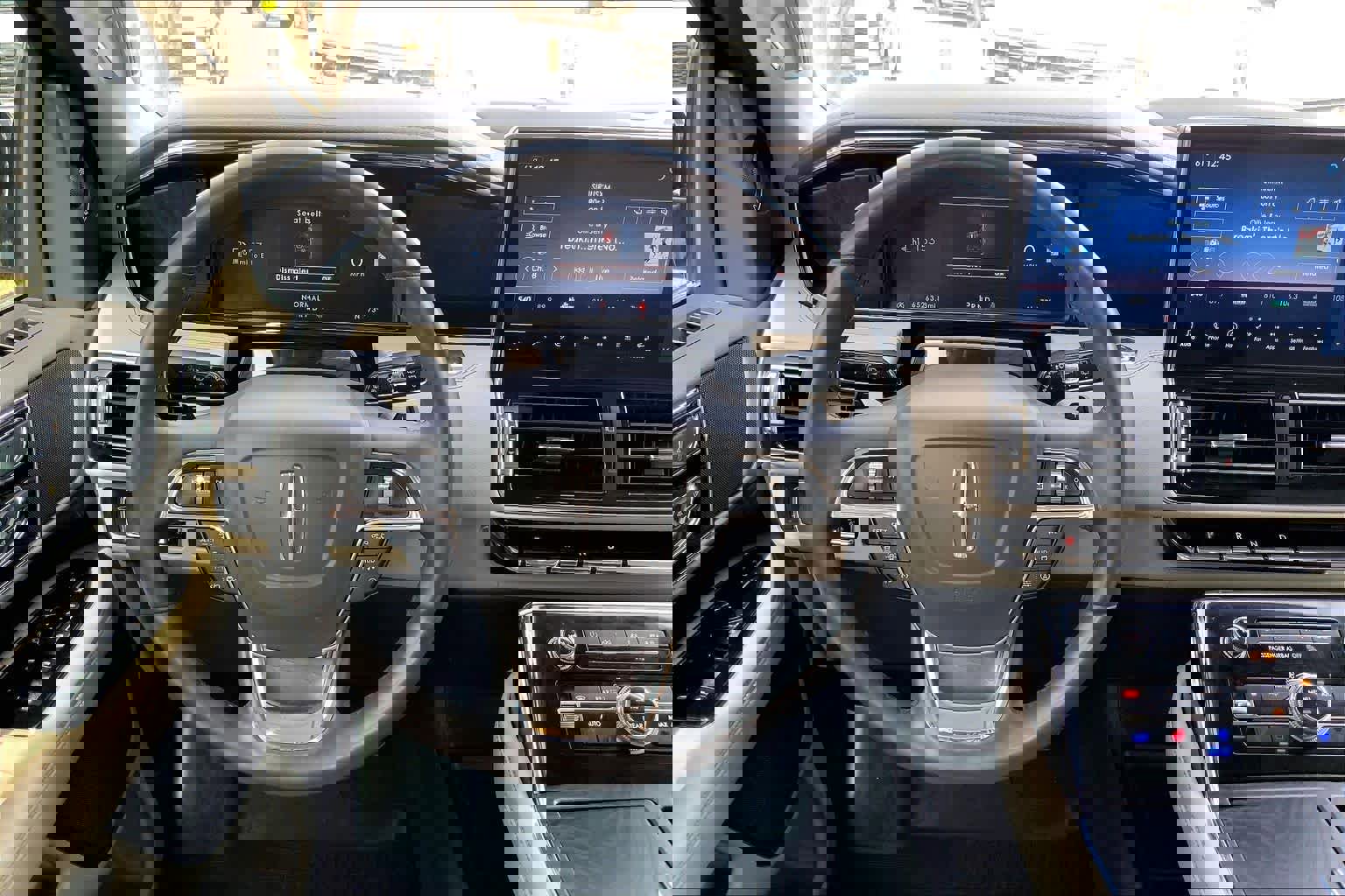 Certified 2024 Lincoln Navigator L Reserve image 5