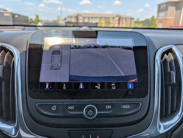 Used 2023 Chevrolet Equinox LT image 18