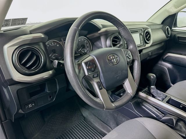 Used 2017 Toyota Tacoma SR5 image 10