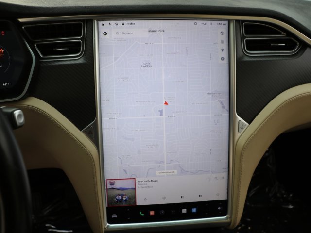 Used 2017 Tesla Model X 75D AWD/4WD image 24
