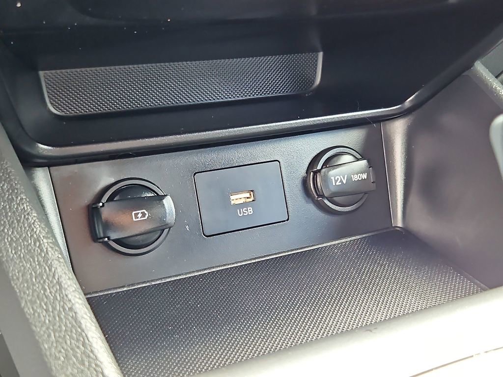 Used 2023 Hyundai Kona SEL w/ Cargo Package image 18