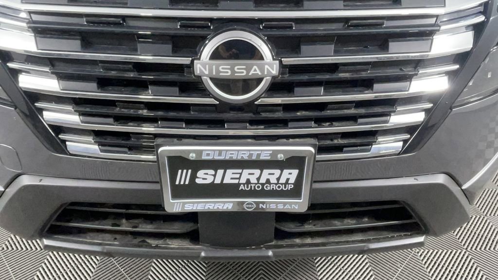 New 2025 Nissan Rogue SV image 10