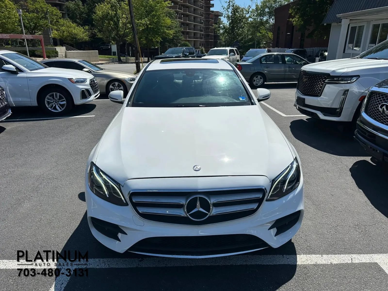 Used 2017 Mercedes-Benz E 300 4MATIC image 4