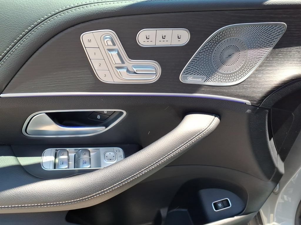 Certified 2024 Mercedes-Benz GLS 580 4MATIC image 12